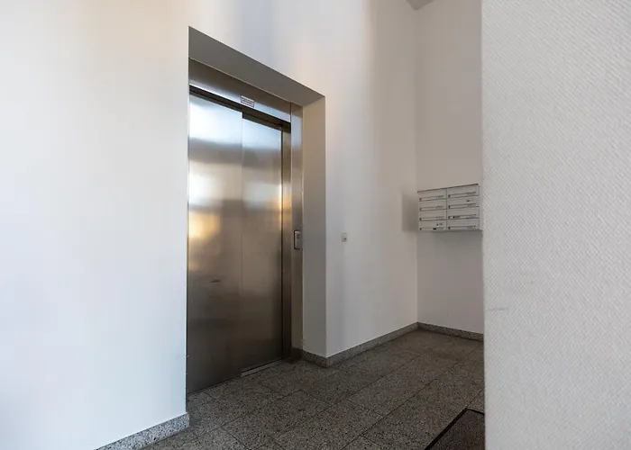 Dellenberg 4 Sandberg 公寓 *