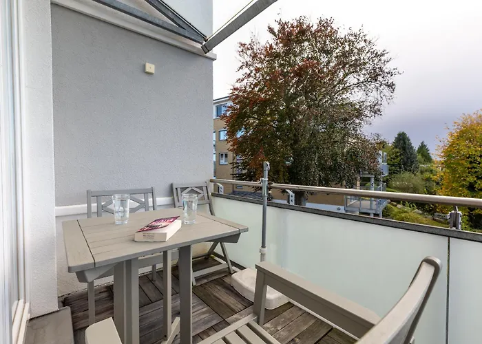 Dellenberg 4 Sandberg *