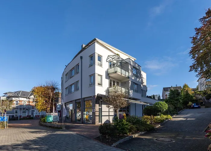 Dellenberg 4 Sandberg *